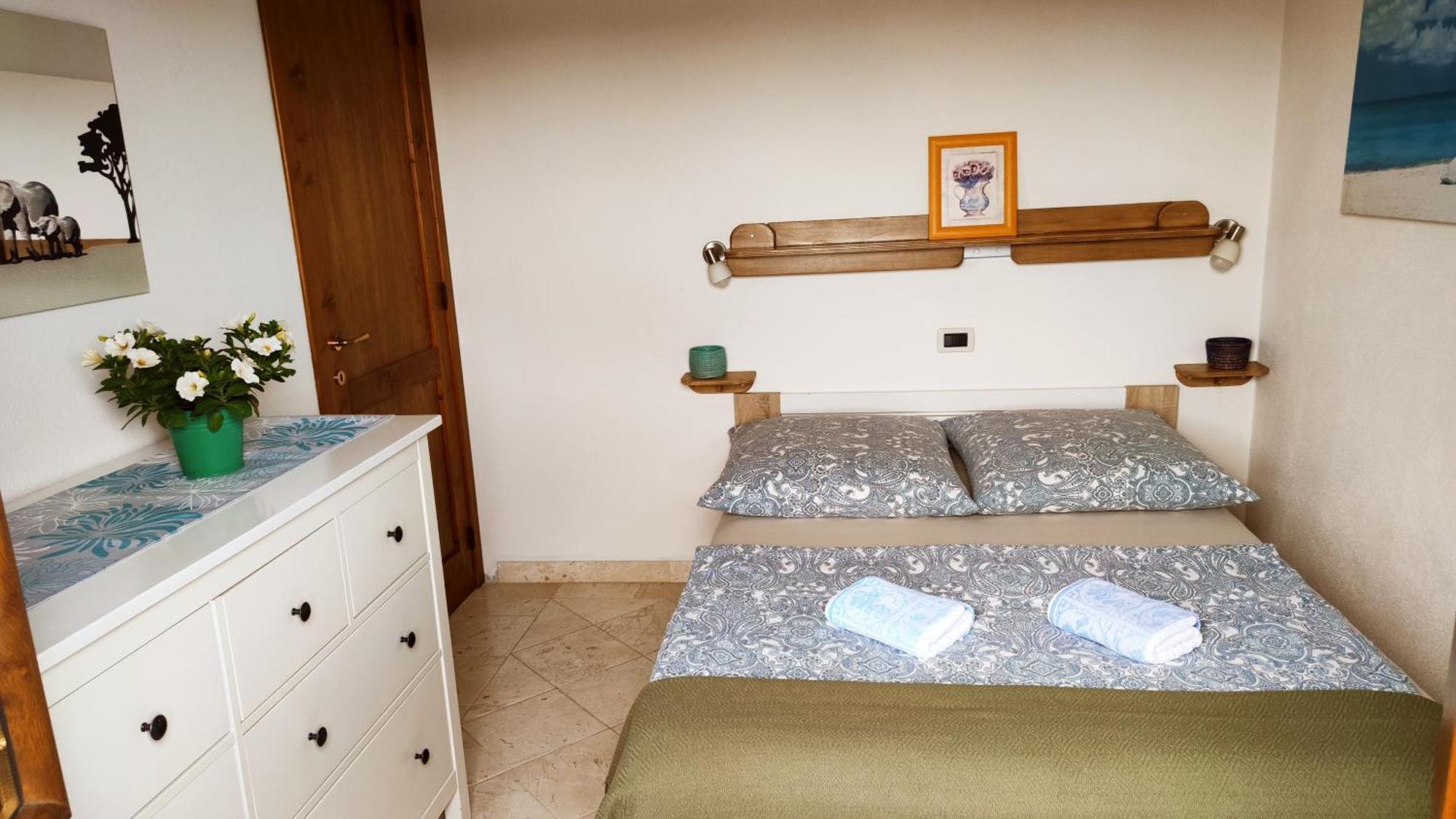Casa Su Rimediu Villa โอโรเซย ภายนอก รูปภาพ